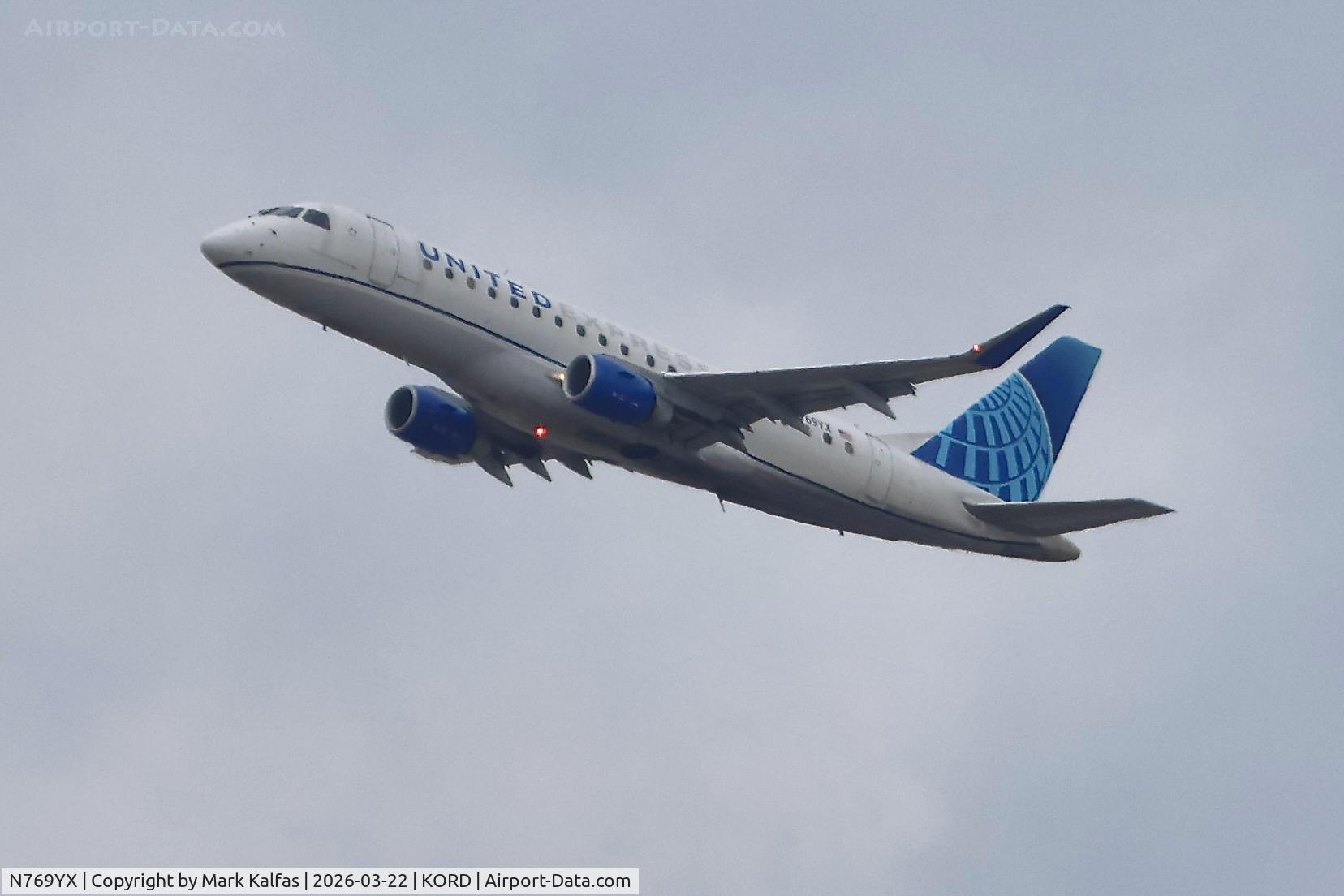 N769YX, 2023 EMBRAER S A ERJ 170-200 LR C/N 17000954, E75L Republic Airways/United Express EMBRAER 175LW N769YX departing 27L KORD