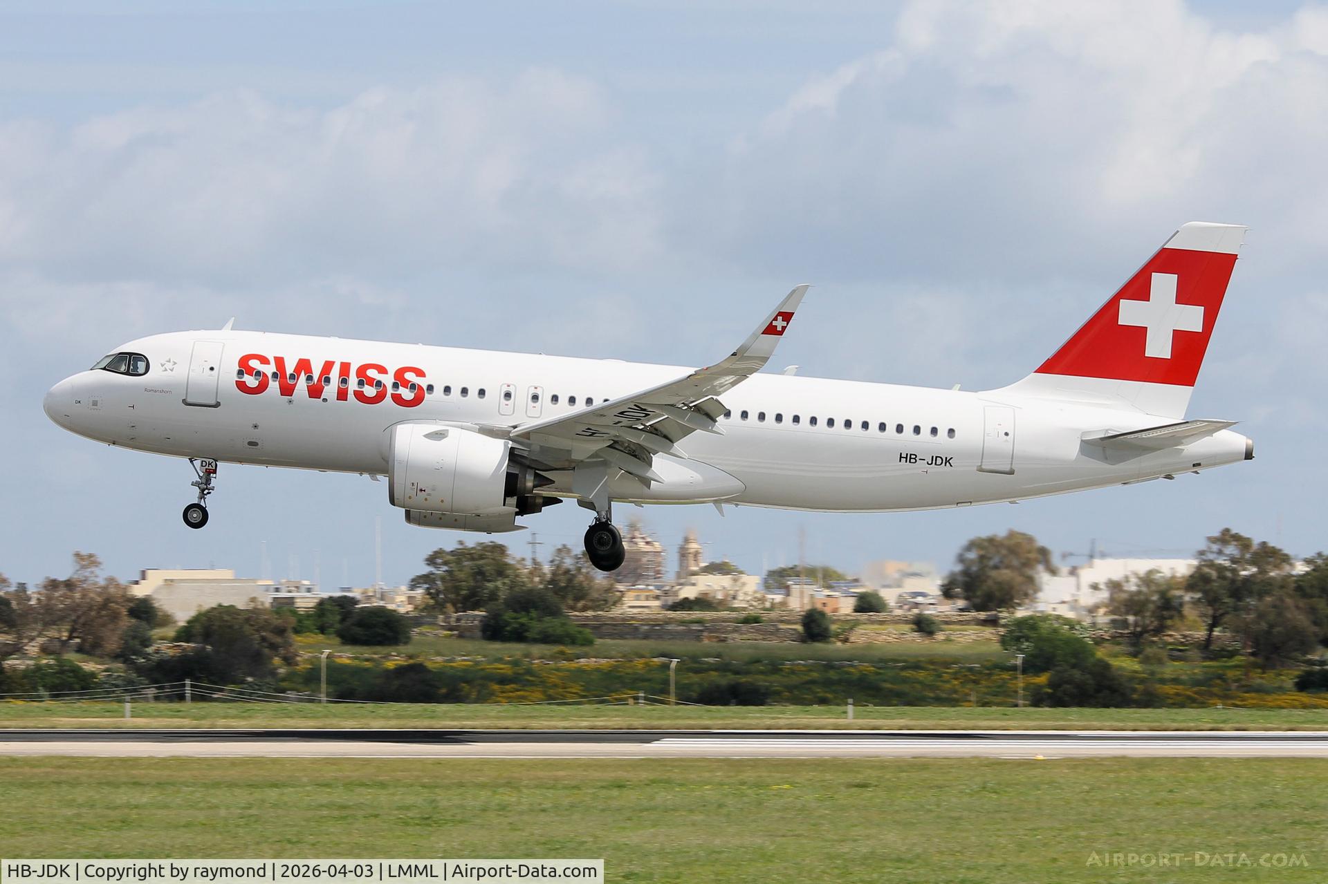 HB-JDK, 2025 Airbus A320-271 NX C/N 12565, Swiss Airbus A320-271NX reg HB-JDK on final approach for RW31 in Malta.