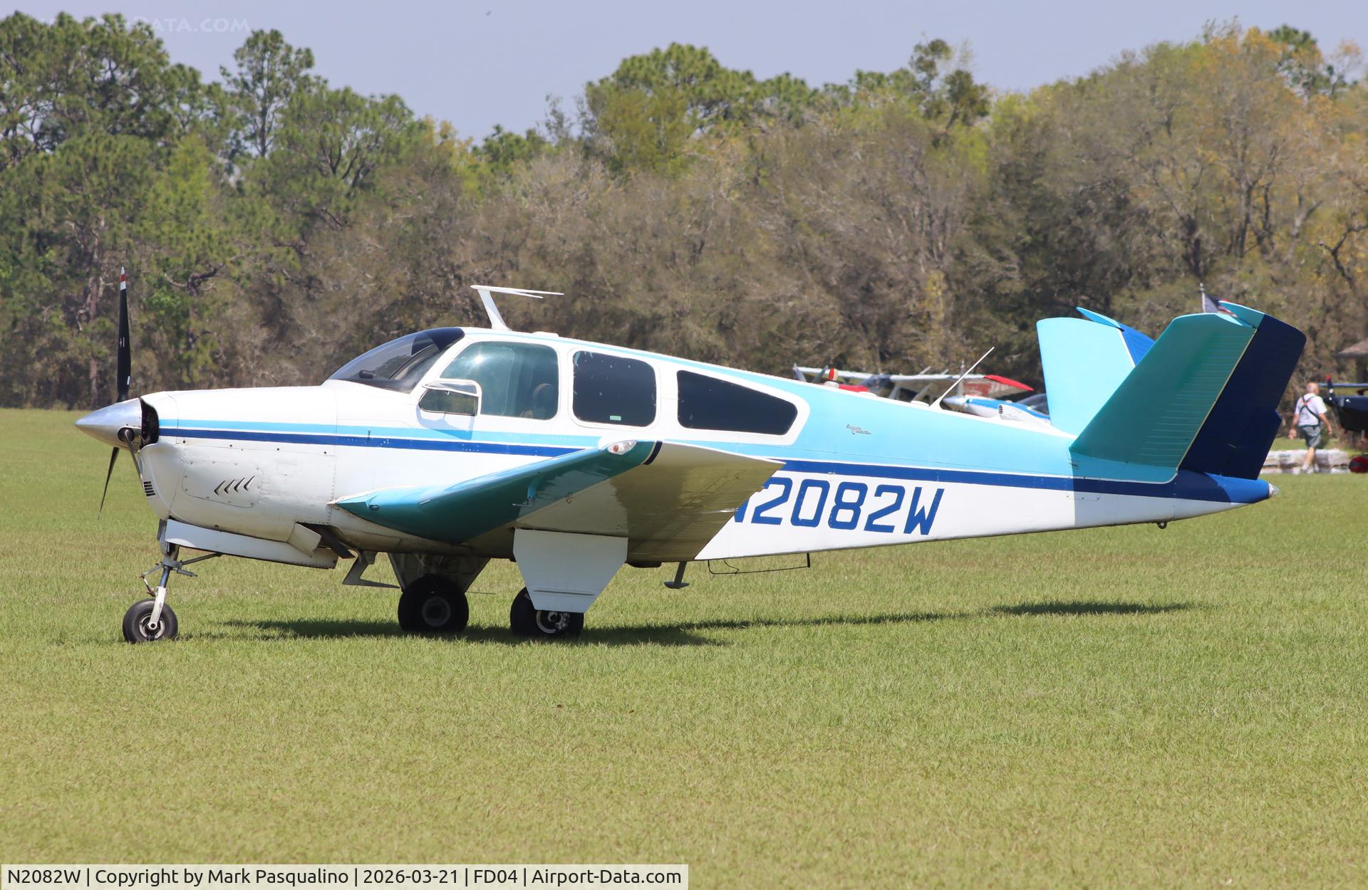 N2082W, 1965 Beech V35 Bonanza C/N D-8008, Beech V35