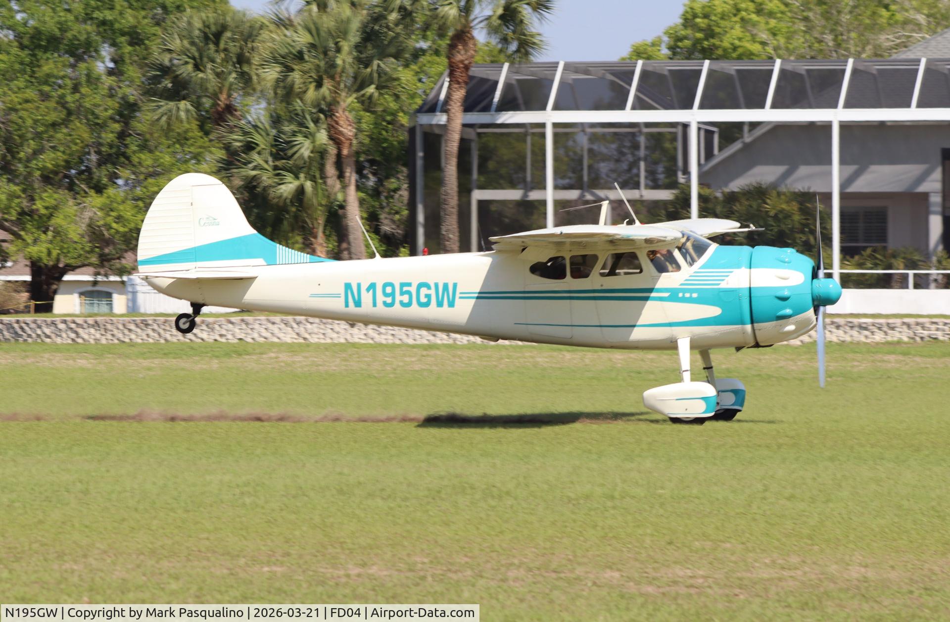 N195GW, 1949 Cessna 195 C/N 7455, Cessna 195
