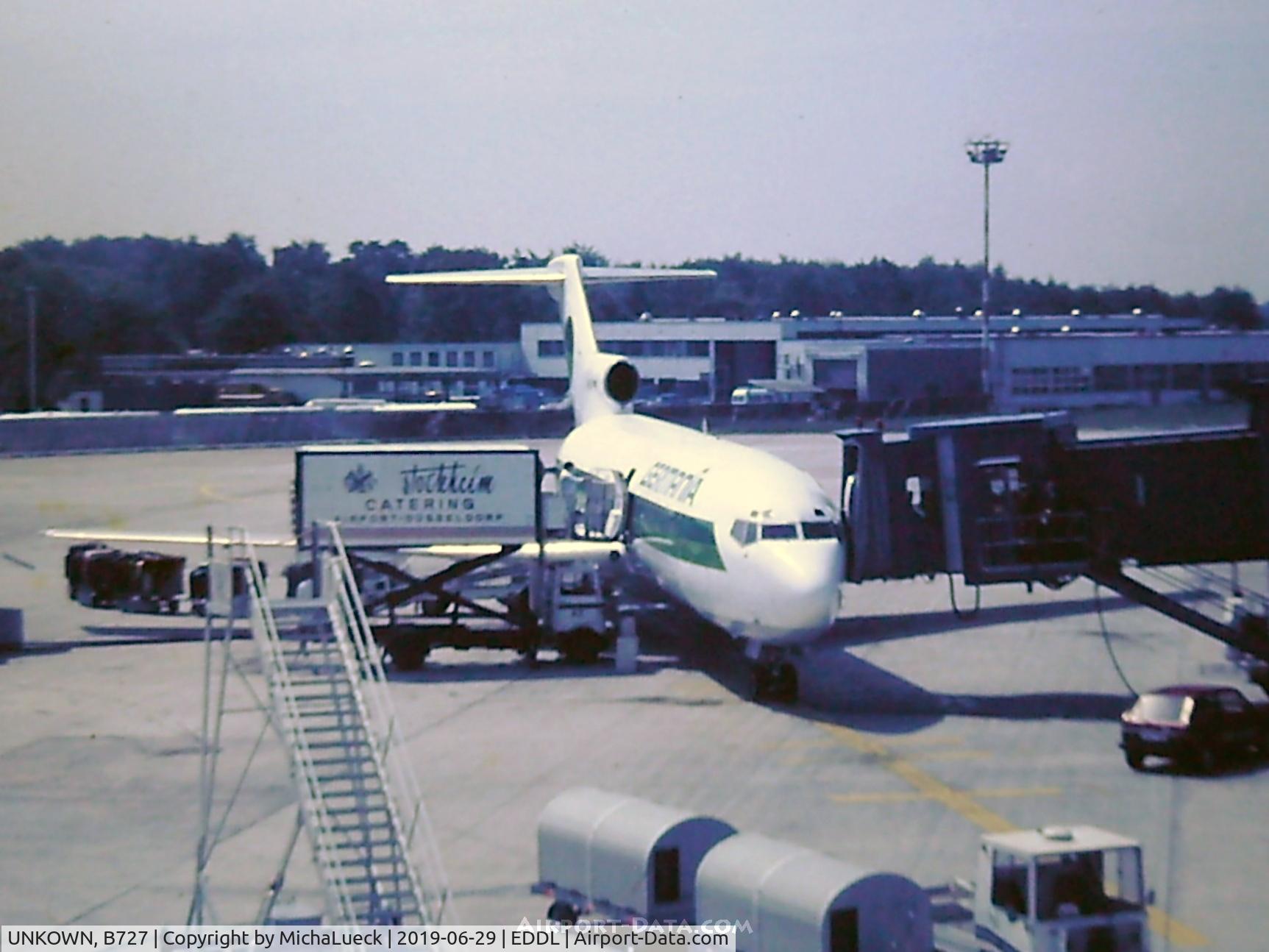 UNKOWN, B727, , 1987 (scanned from dad's slides)