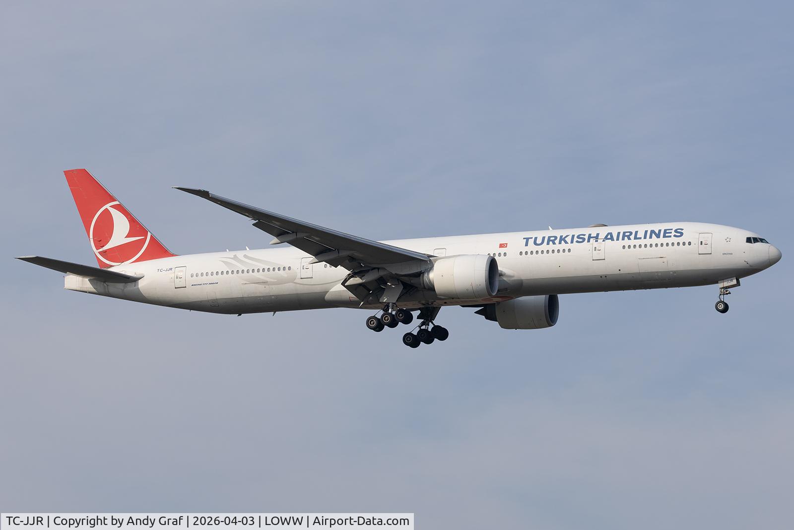 TC-JJR, 2014 Boeing 777-3F2/ER C/N 44116, Turkish Airlines 777-300