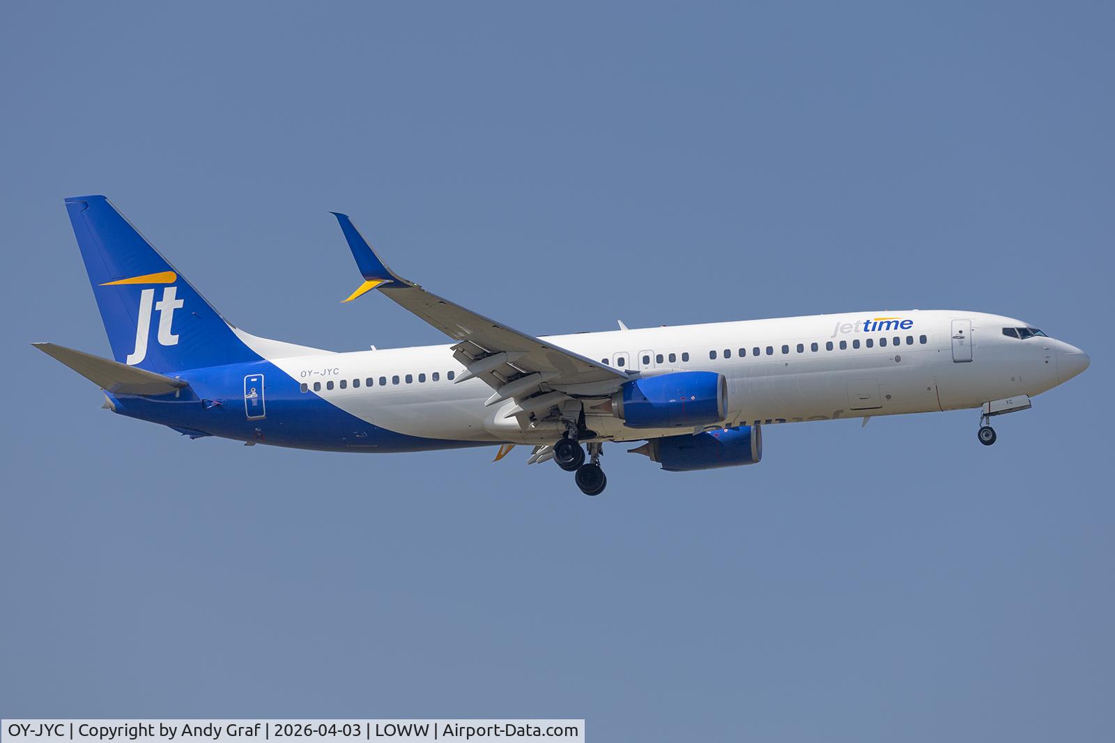 OY-JYC, 2015 Boeing B737-8KN C/N 40274, Jettime 737-800