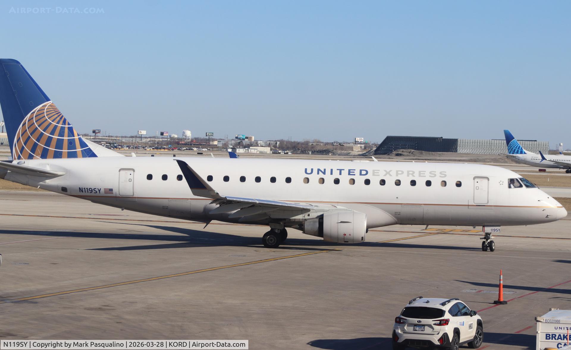 N119SY, 2014 Embraer 175LR (ERJ-170-200LR) C/N 17000421, ERJ-170-200LR
