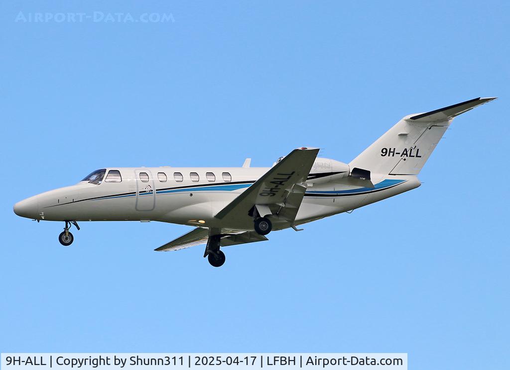 9H-ALL, 2000 Cessna 525A CitationJet CJ2 C/N 525A-0005, On landing...
