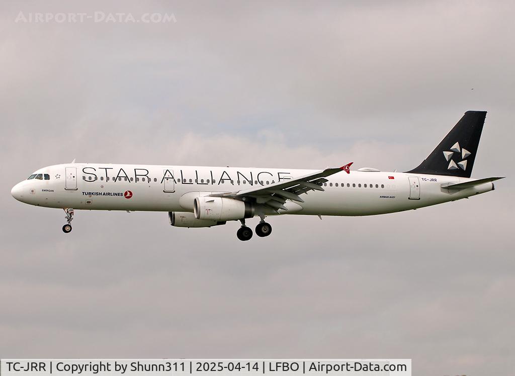TC-JRR, 2011 Airbus A321-231 C/N 4706, Landing rwy 14L in Star Alliance c/s