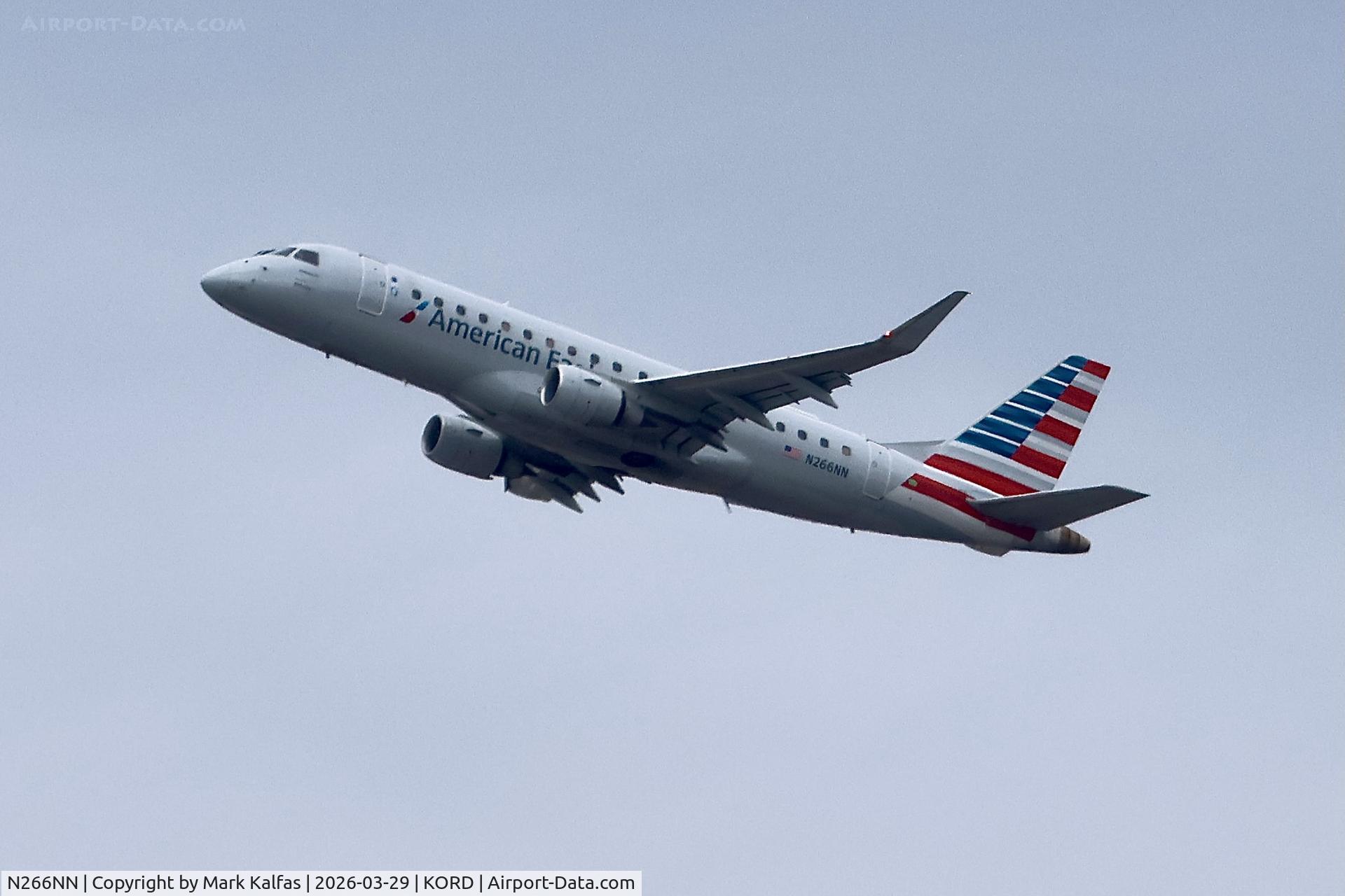 N266NN, 2018 Embraer 175LR (ERJ-170-200LR) C/N 17000770, E75L Envoy / American Eagle  Embraer 175LR N266NN departing 27L KORD