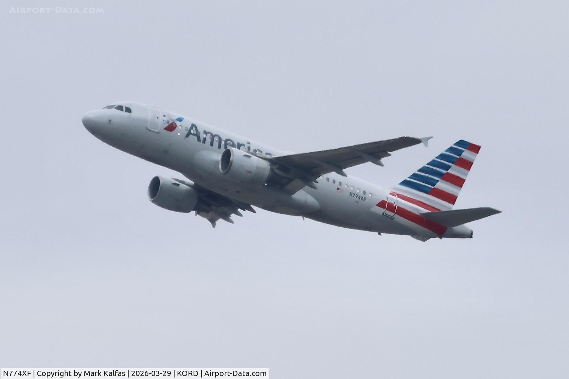 N774XF, 2003 Airbus A319-112 C/N 2019, E75L Envoy / American Eagle  Embraer 175LR N266NN departing 27L KORD