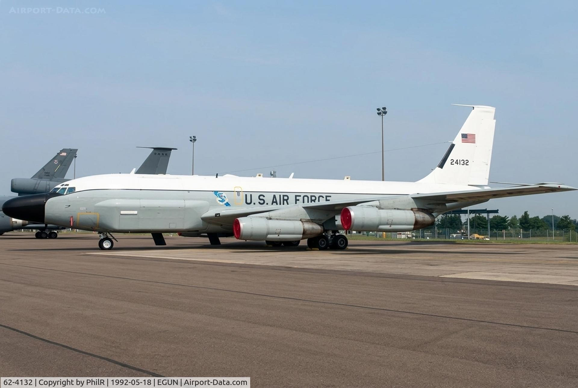62-4132, 1962 Boeing RC-135W Rivet Joint C/N 18472, 62-4132 1962 Boeing RC-135W Rivet Joint USAF Mildenhall 
