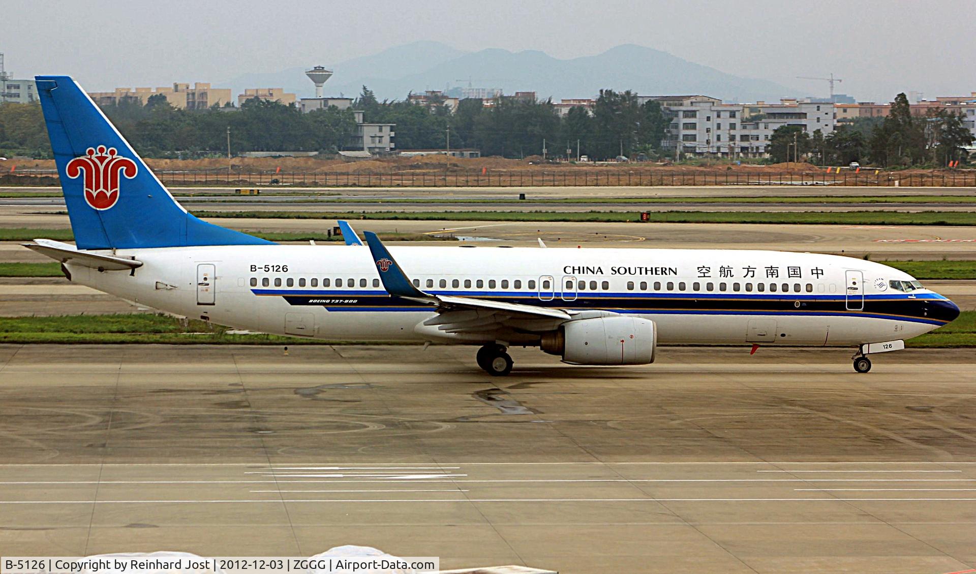 B-5126, 2002 Boeing 737-83N C/N 32613, China Southern B737-83N B-5126 (ex-N327TZ, became later N837DM / ET-AWC) at Guangzhou, China