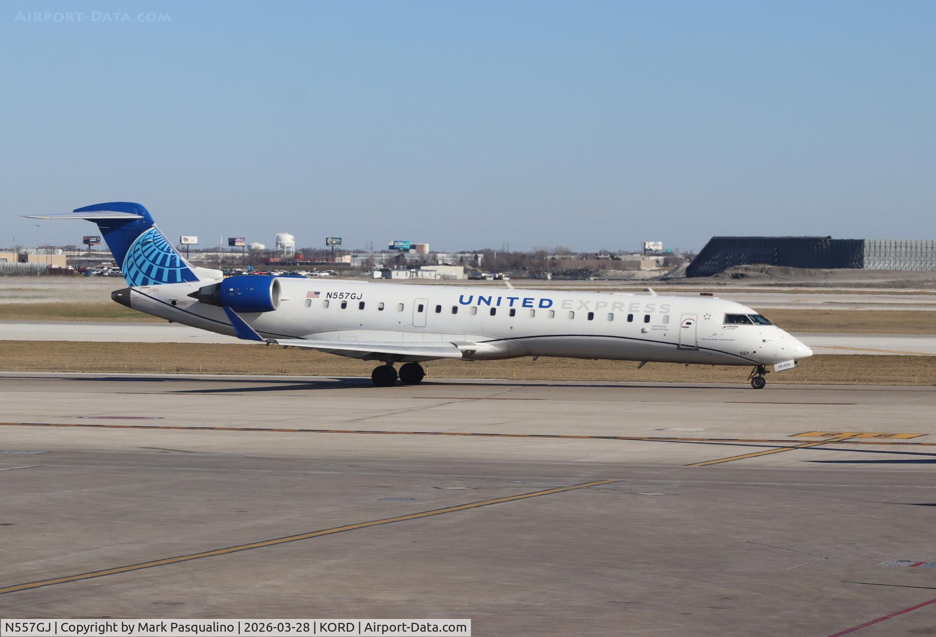 N557GJ, 2003 Bombardier CRJ-701 (CL-600-2C10) Regional Jet C/N 10017, CL-600-2C10