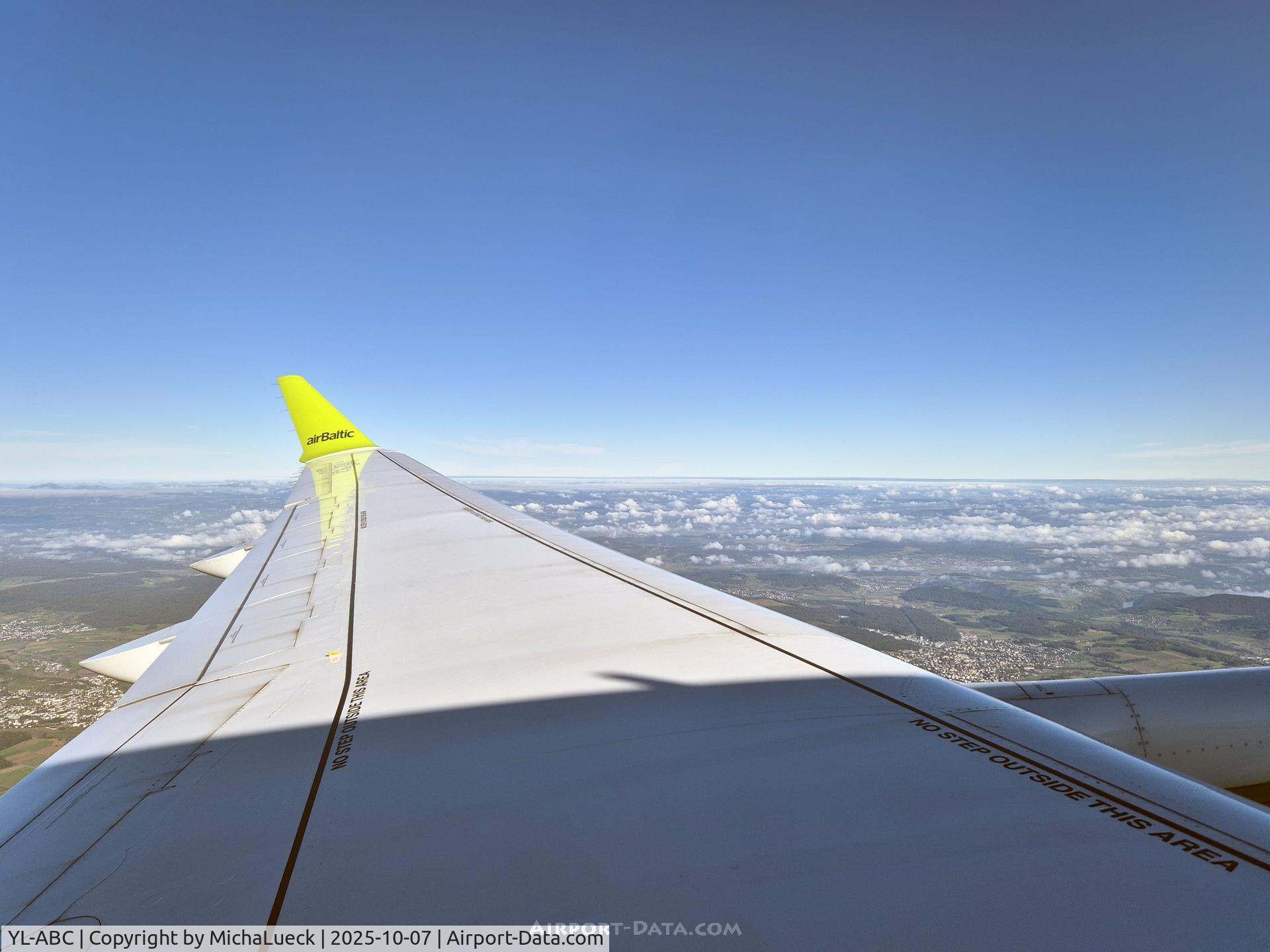 YL-ABC, 2021 Airbus A220-300 C/N 55127, Climbing out of ZRH. Air Baltic flying for SWISS (ZRH-ARN)
