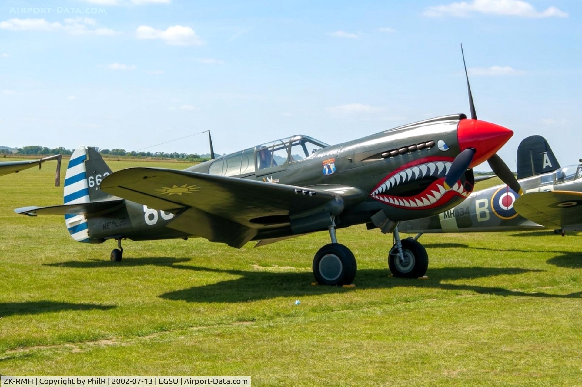 ZK-RMH, 1941 Curtiss P-40E Kittyhawk 1A C/N 19669, 41-25158 (NZ3009 ZK-RMH) 1941 Curtiss P40E Warhawk USAF Flying Legends 