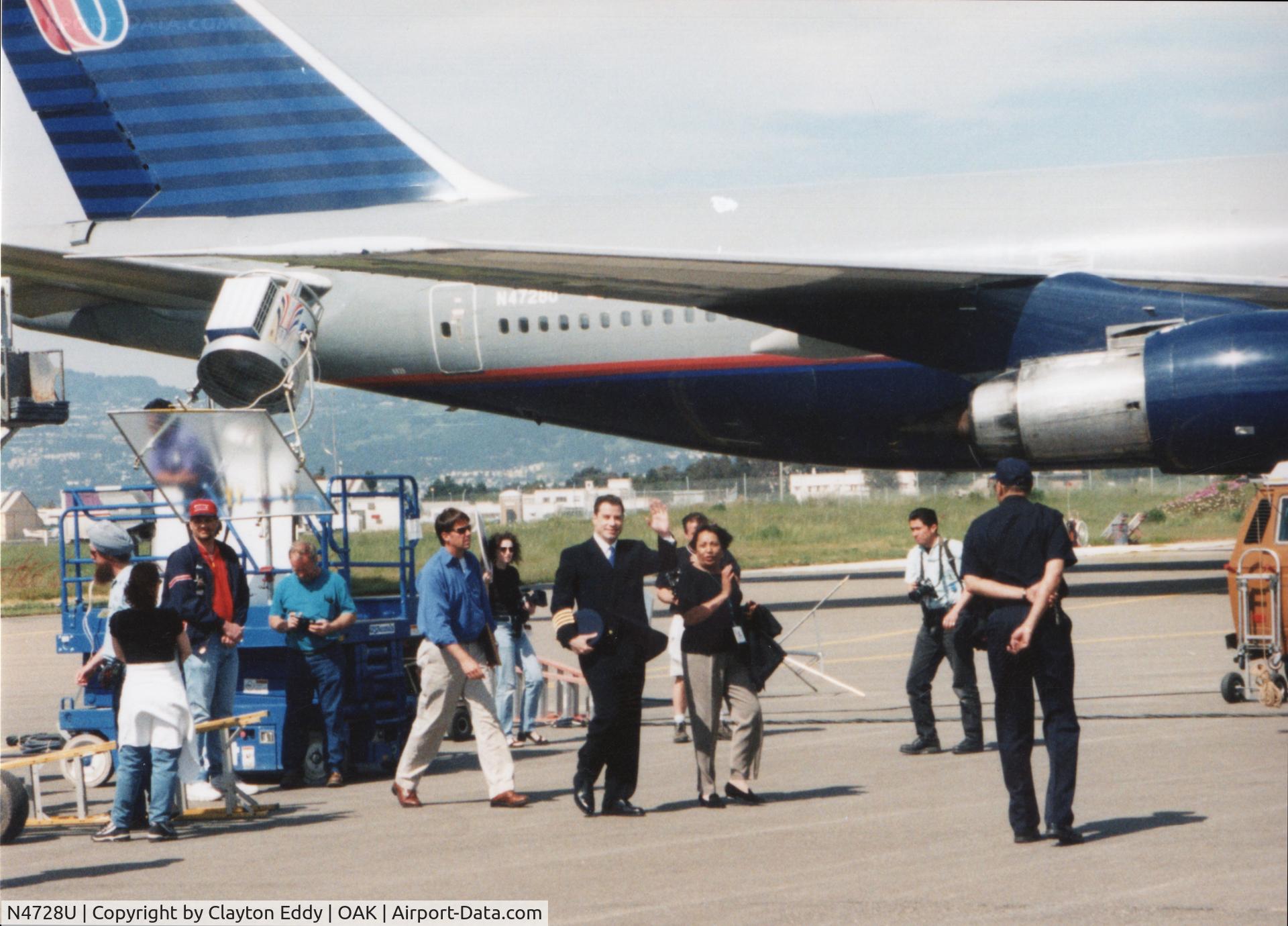 N4728U, Boeing 747-122 C/N 19925, Oakland airport 1990's