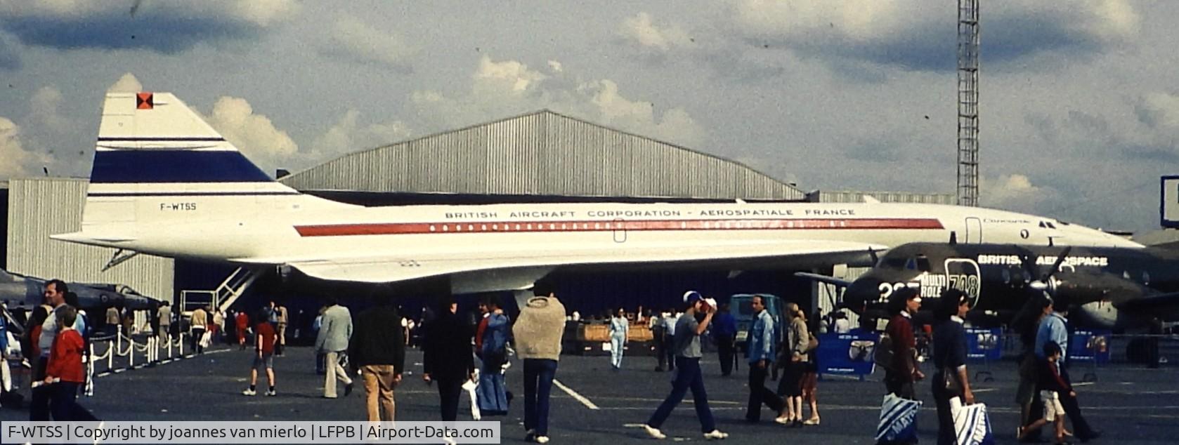 F-WTSS, 1968 Aerospatiale-BAC Concorde Prototype C/N 001, ex-slide