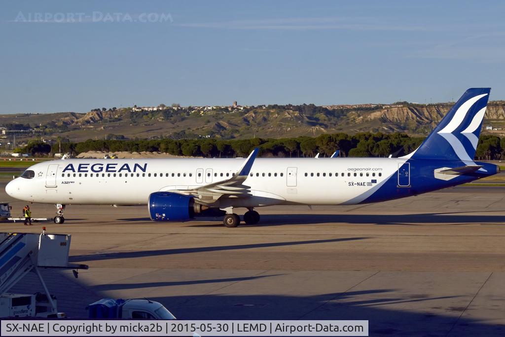 SX-NAE, 2022 Airbus A321-271NX C/N 10704, Taxiing