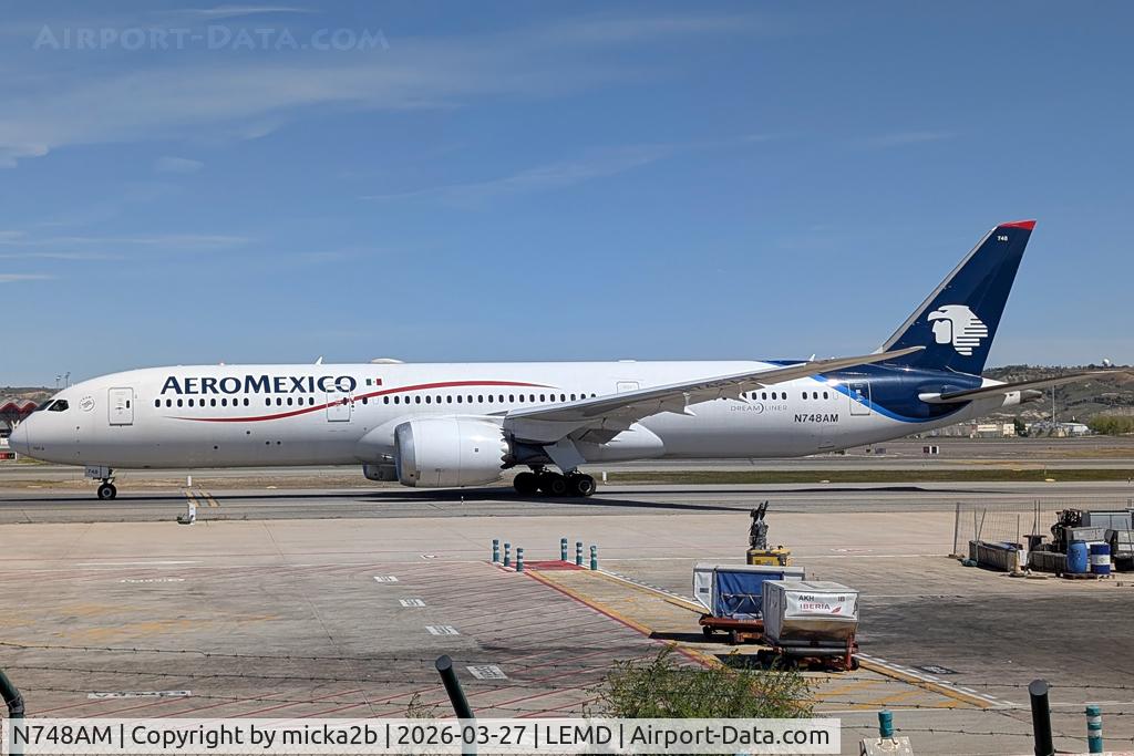 N748AM, 2021 Boeing 787-9 Dreamliner C/N 62148, Taxiing