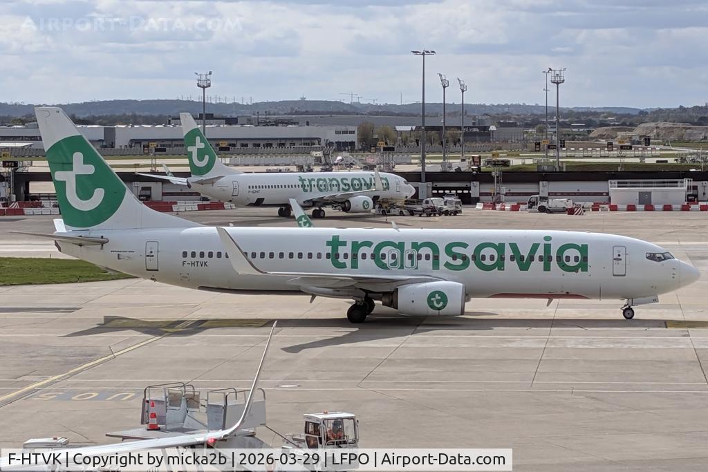F-HTVK, 2008 Boeing 737-84P C/N 2570, Taxiing