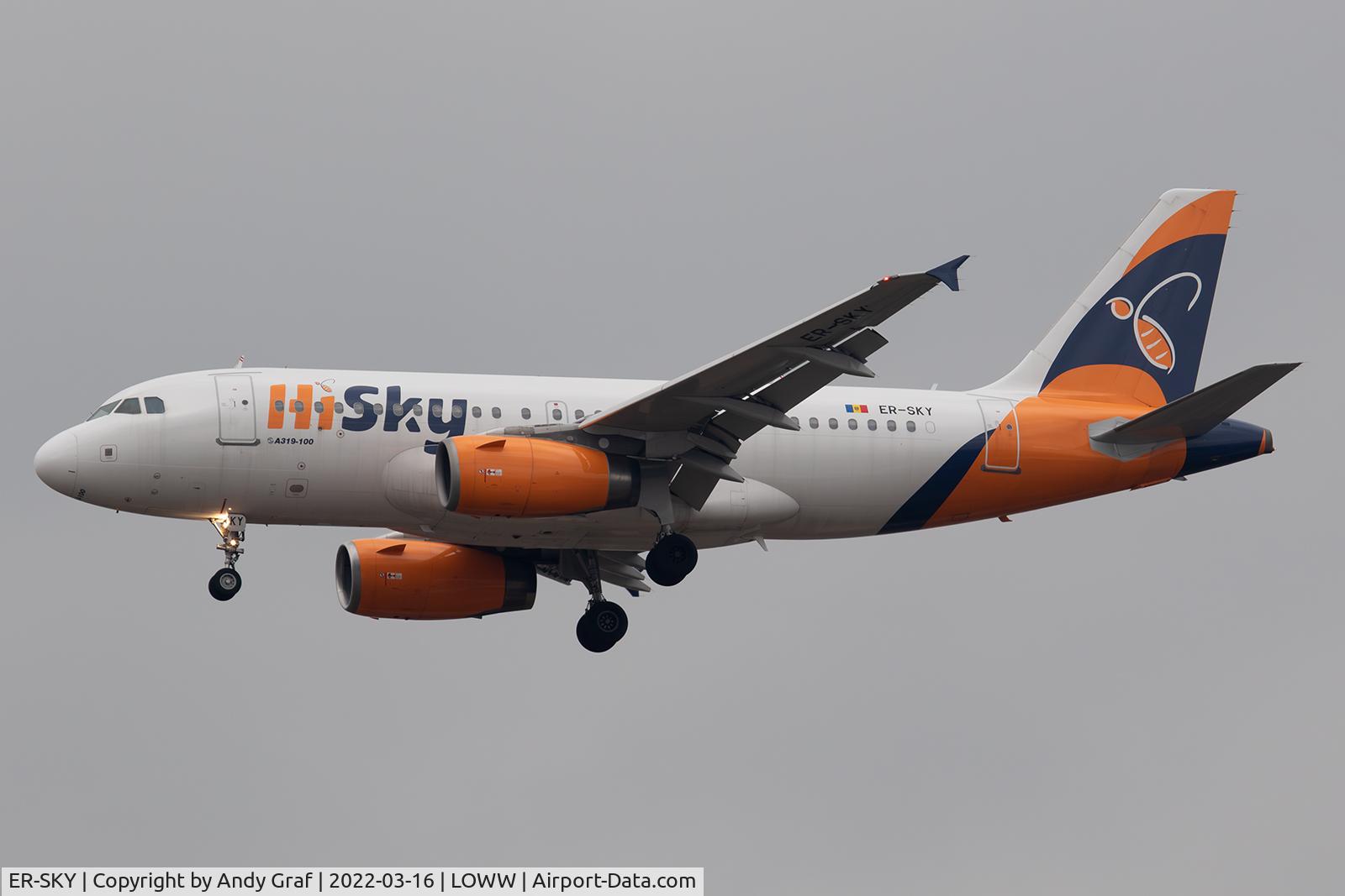 ER-SKY, 2004 Airbus A319-131 C/N 2326, HiSky A319