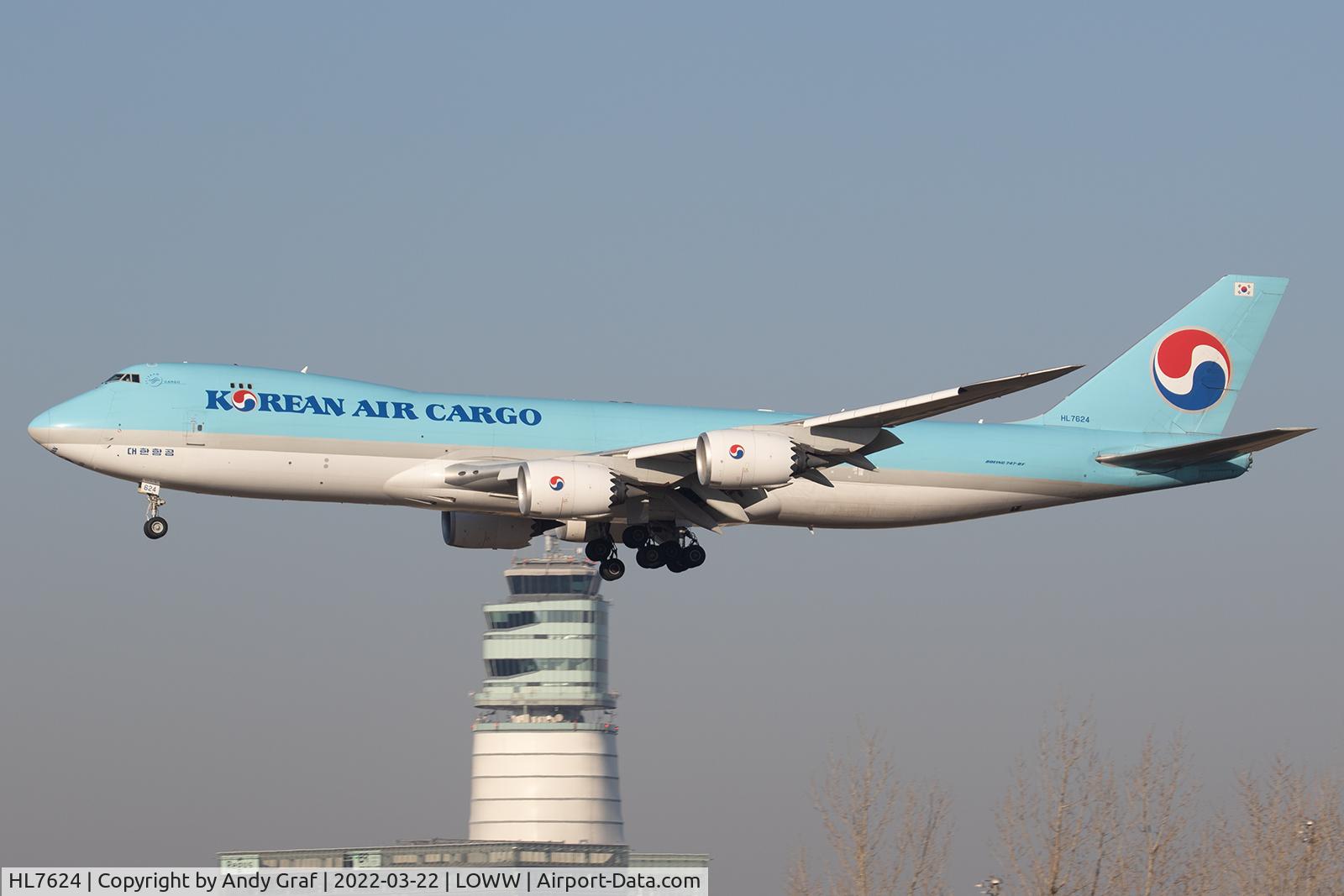 HL7624, 2013 Boeing 747-8B5F C/N 37656, Korean Air Cargo 747-8