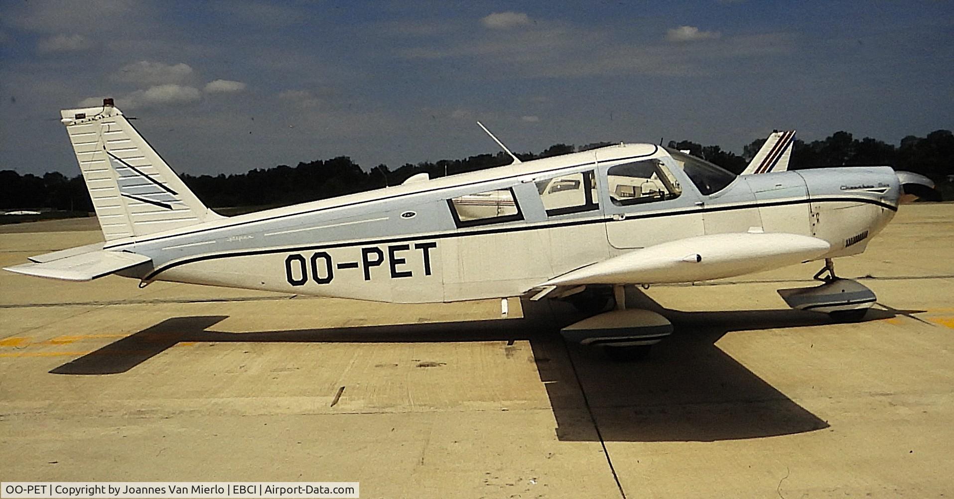 OO-PET, 1967 Piper PA-32-260 Cherokee Six Cherokee Six C/N 32-708, ex-slide