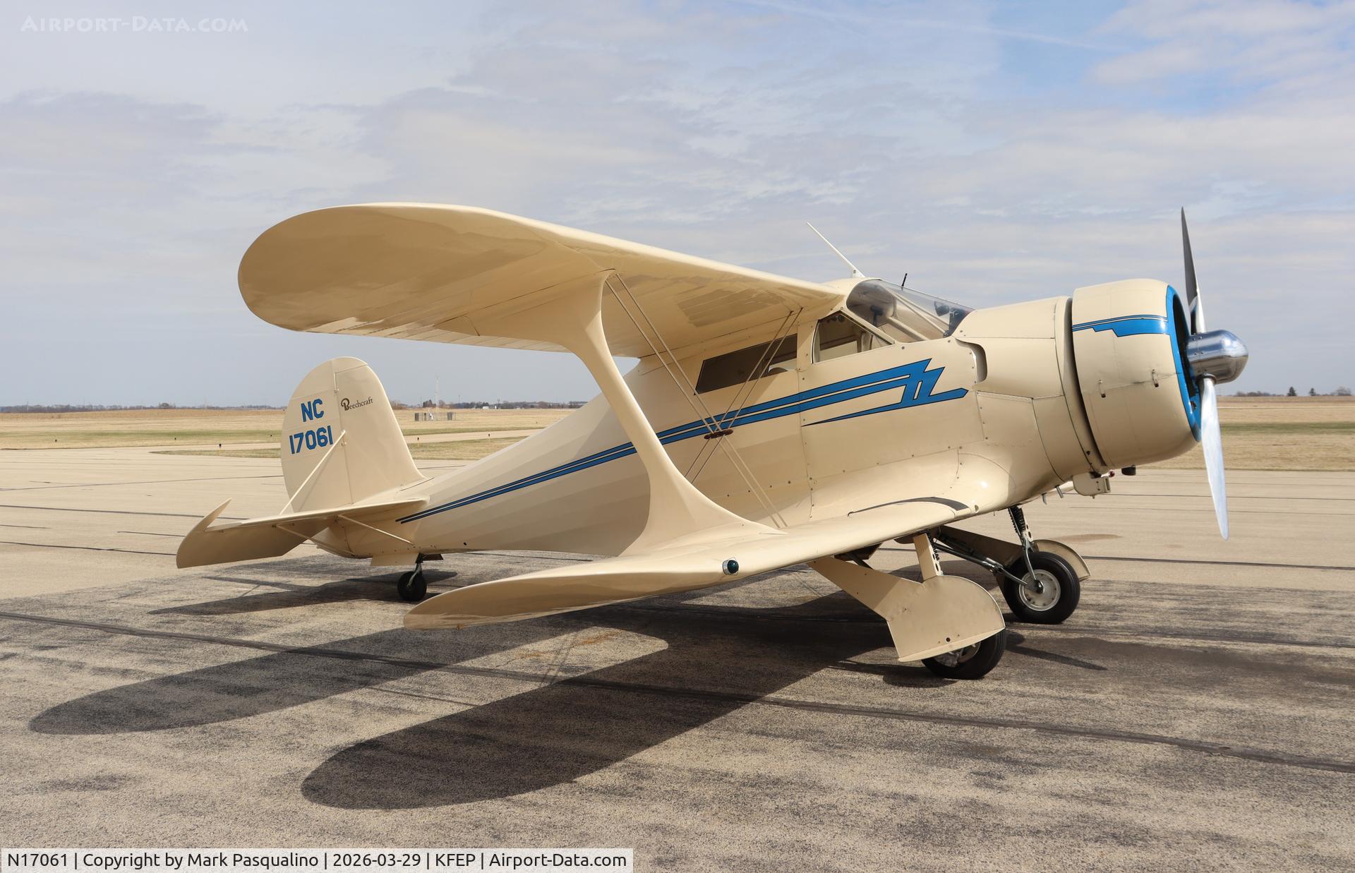 N17061, 1936 Beech C17B C/N 112, Beech C17B