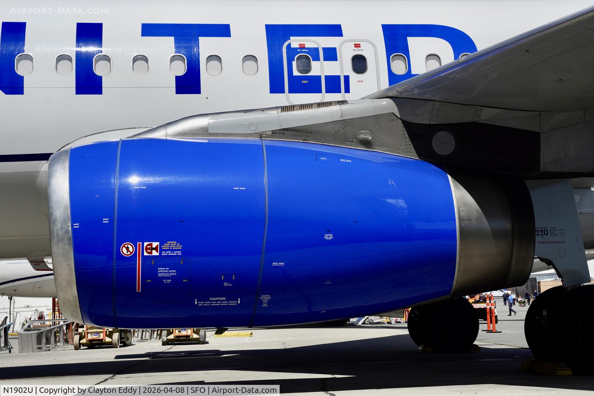 N1902U, 2006 Airbus A320-214 C/N 2714, SFO 2026