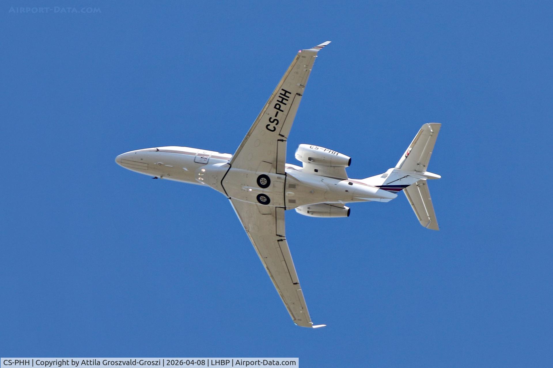 CS-PHH, 2014 Embraer EMB-505 Phenom 300 C/N 50500270, LHBP - Budapest Liszt Ferenc Airport (BUD)