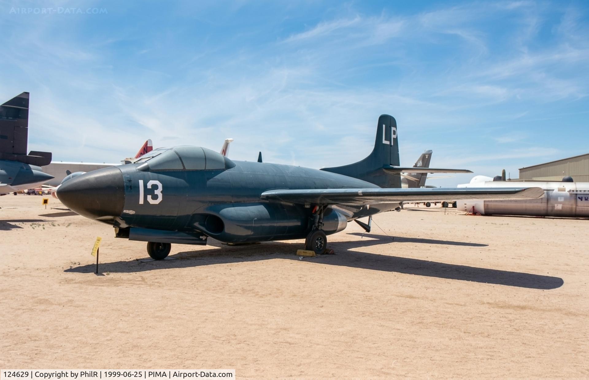 124629, Douglas TF-10B Skynight C/N 7499, 124629 Douglas F3D-2T Skynight USN Pima 