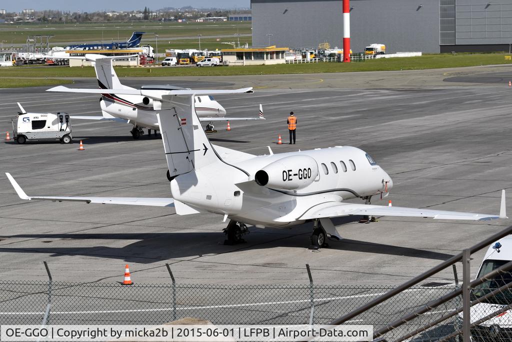 OE-GGO, 2018 Embraer EMB-505 Phenom 300 C/N 50500491, Parked