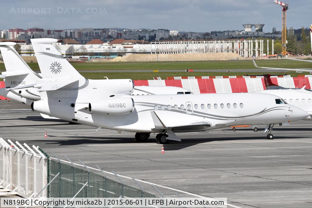 N819BC, 2011 Dassault Falcon 7X C/N 095, Parked