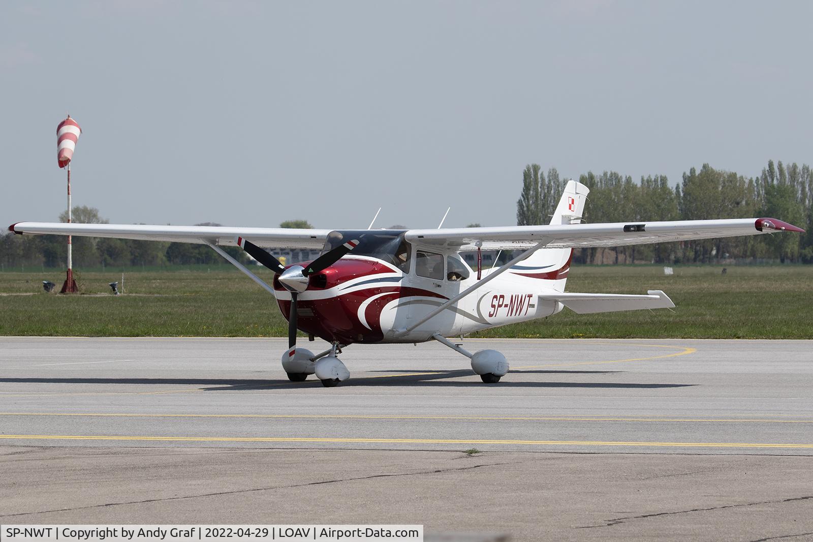 SP-NWT, Cessna 182T Skylane Skylane C/N 18282165, Untitled Cessna 172