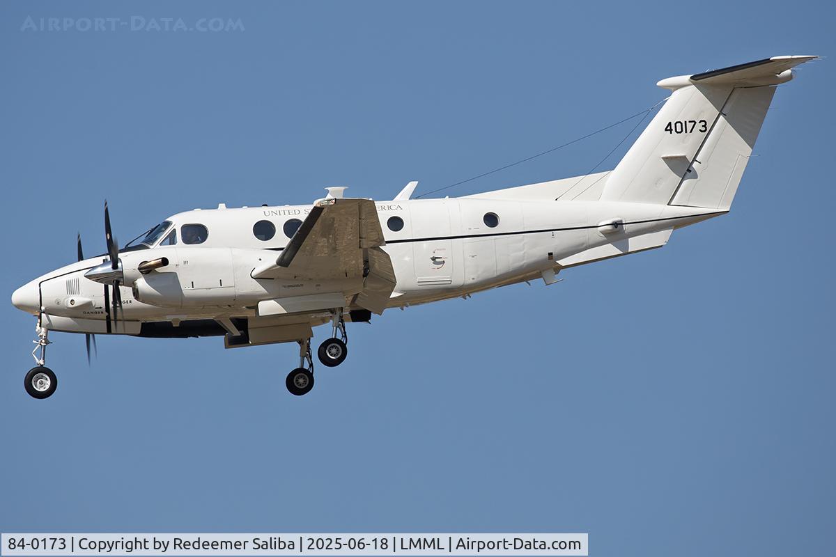 84-0173, Beech C-12U-3 C/N BL-103, Runway 31