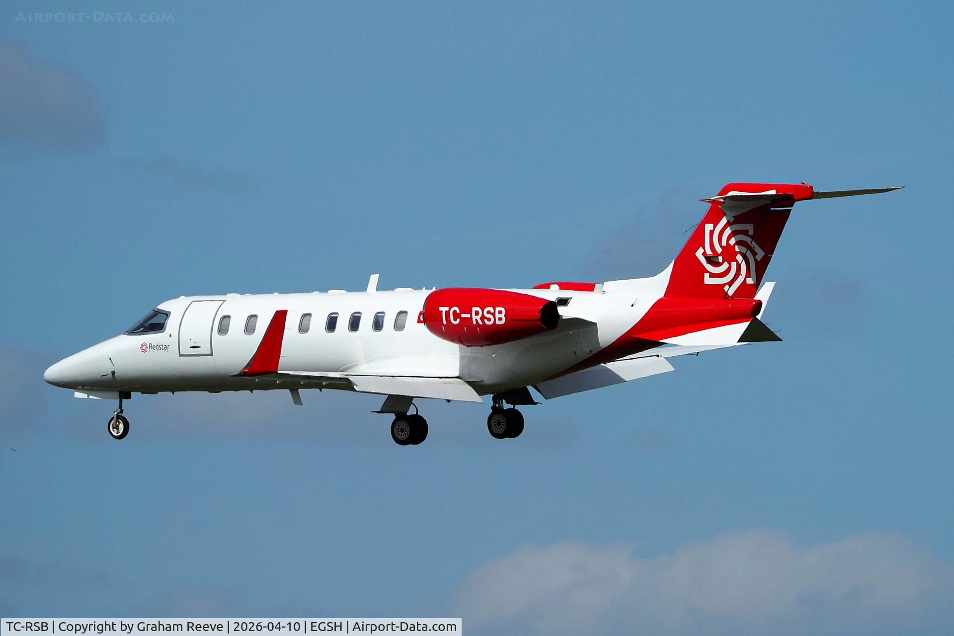 TC-RSB, 2006 Learjet 45 C/N 45-294, Landing at Norwich.