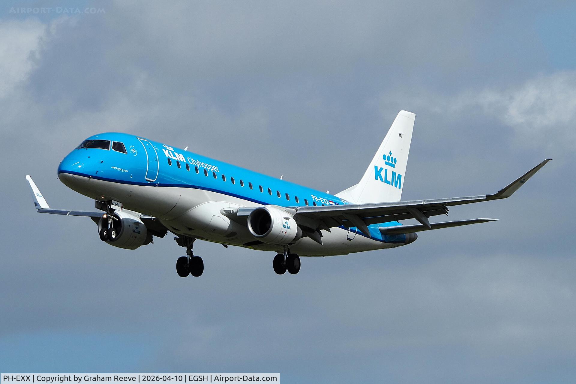 PH-EXX, 2018 Embraer 175STD (ERJ-170-200) C/N 17000711, Landing at Norwich.