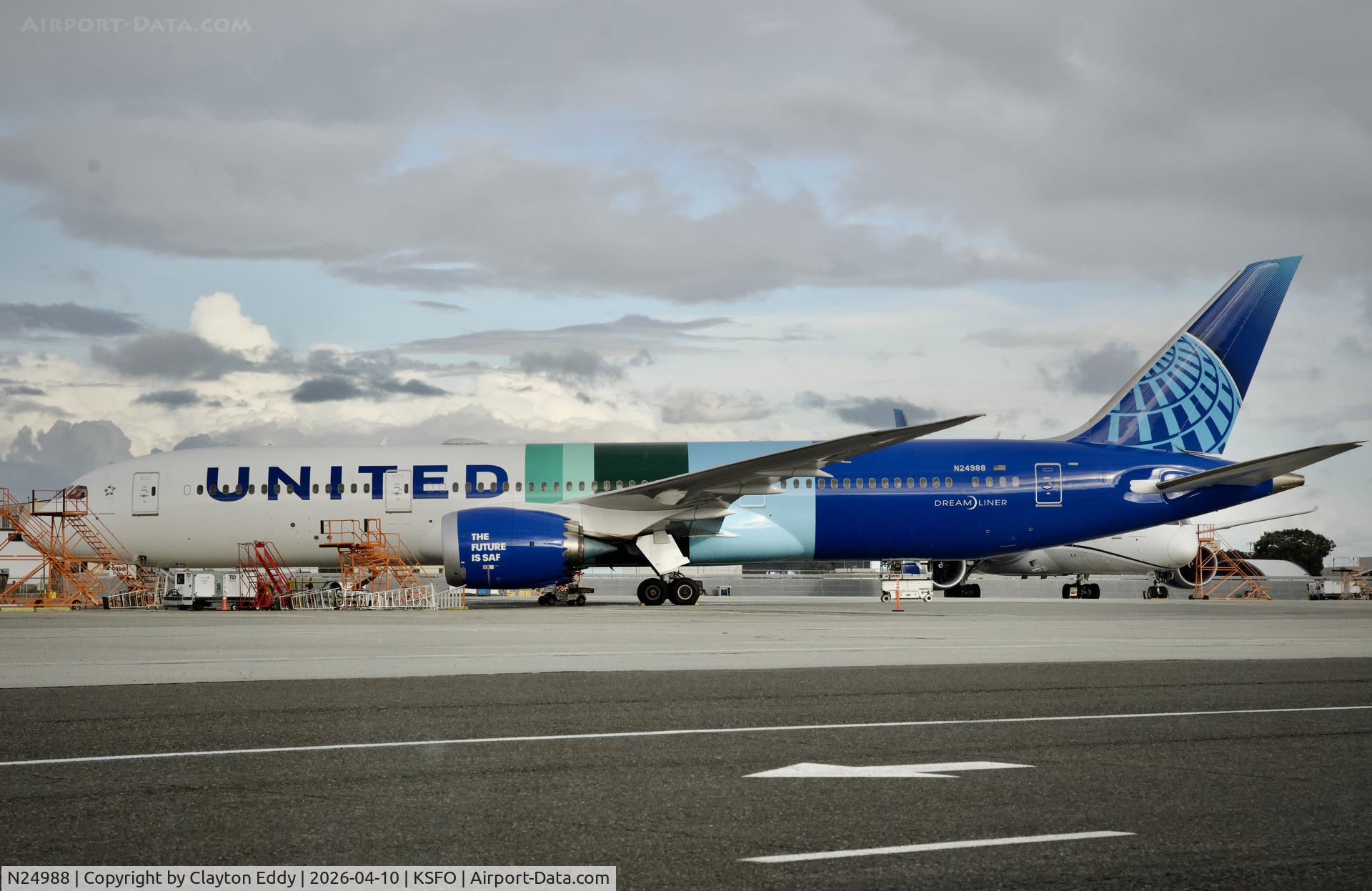 N24988, 2024 Boeing 787-9 Dreamliner SAF paint Dreamliner C/N 37449, SAF livery, (Sustainable Aviation Fuel). SFO 2026
