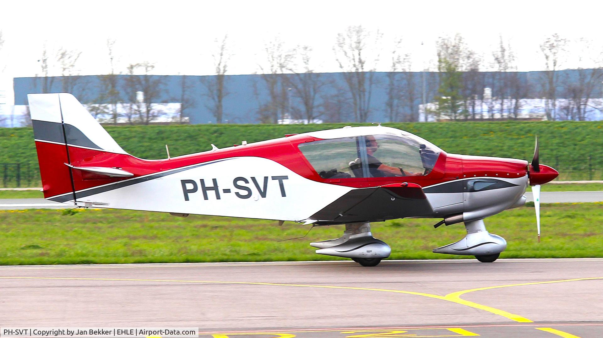 PH-SVT, 2007 Robin DR-400-140B Major C/N 2622, Lelystad Airport