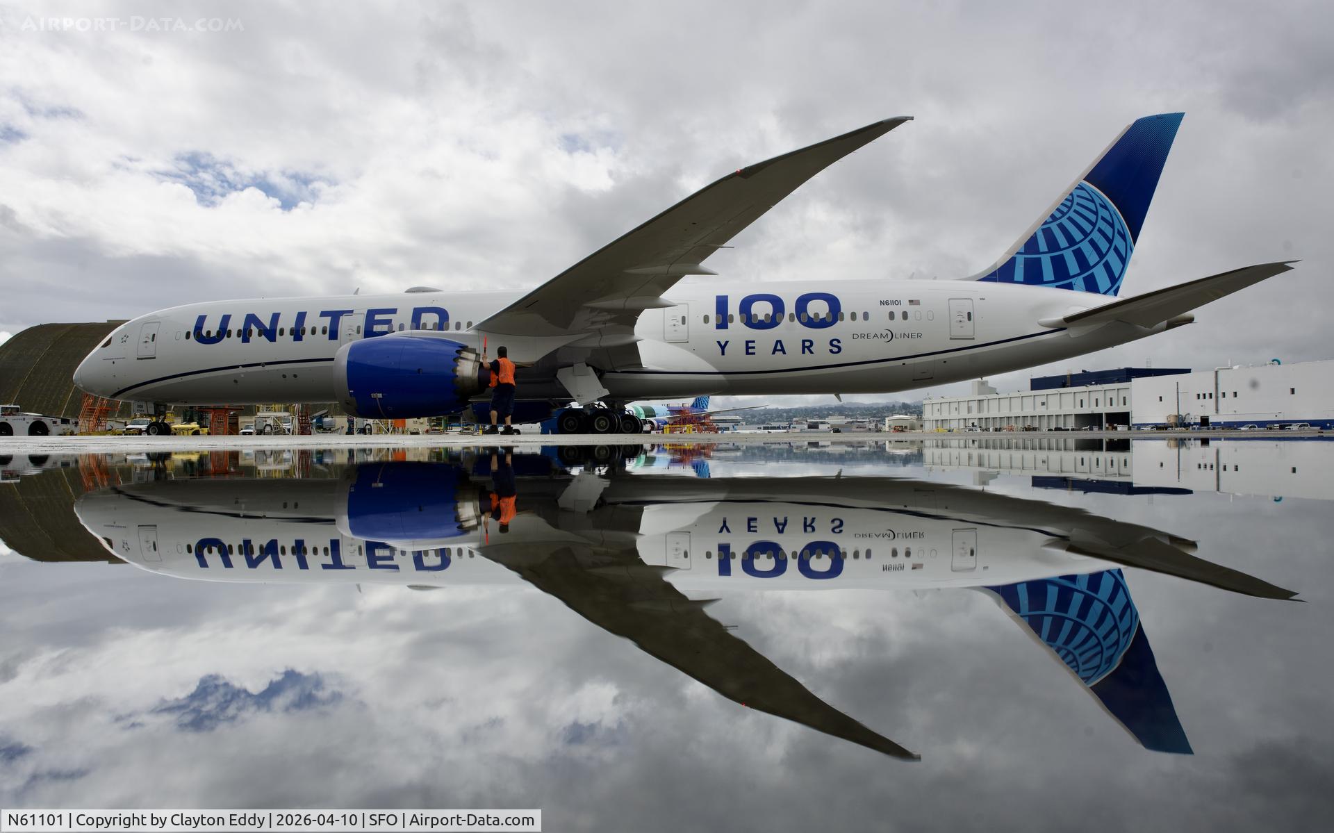 N61101, 2025 Boeing 787-9 Dreamliner Dreamliner C/N 68647, 100 Year livery SFO 2026