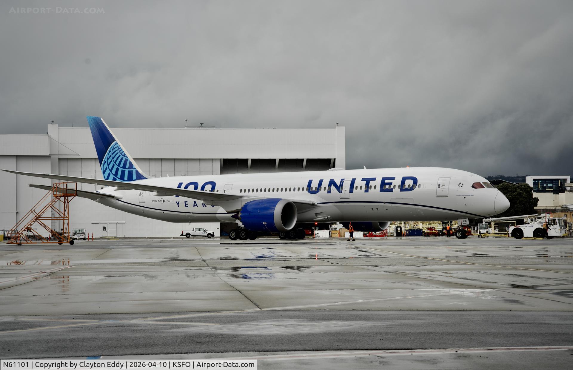 N61101, 2025 Boeing 787-9 Dreamliner Dreamliner C/N 68647, 100 Year livery SFO 2026