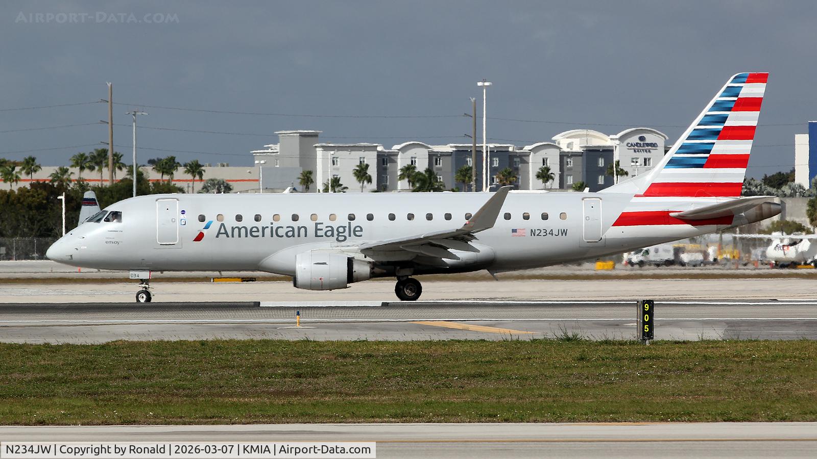 N234JW, 2016 Embraer 175LR (ERJ-170-200LR) C/N 17000566, at mia
