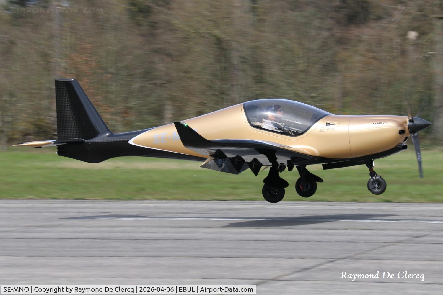 SE-MNO, 2025 Blackwing BW650 C/N 042, Landing at Ursel.