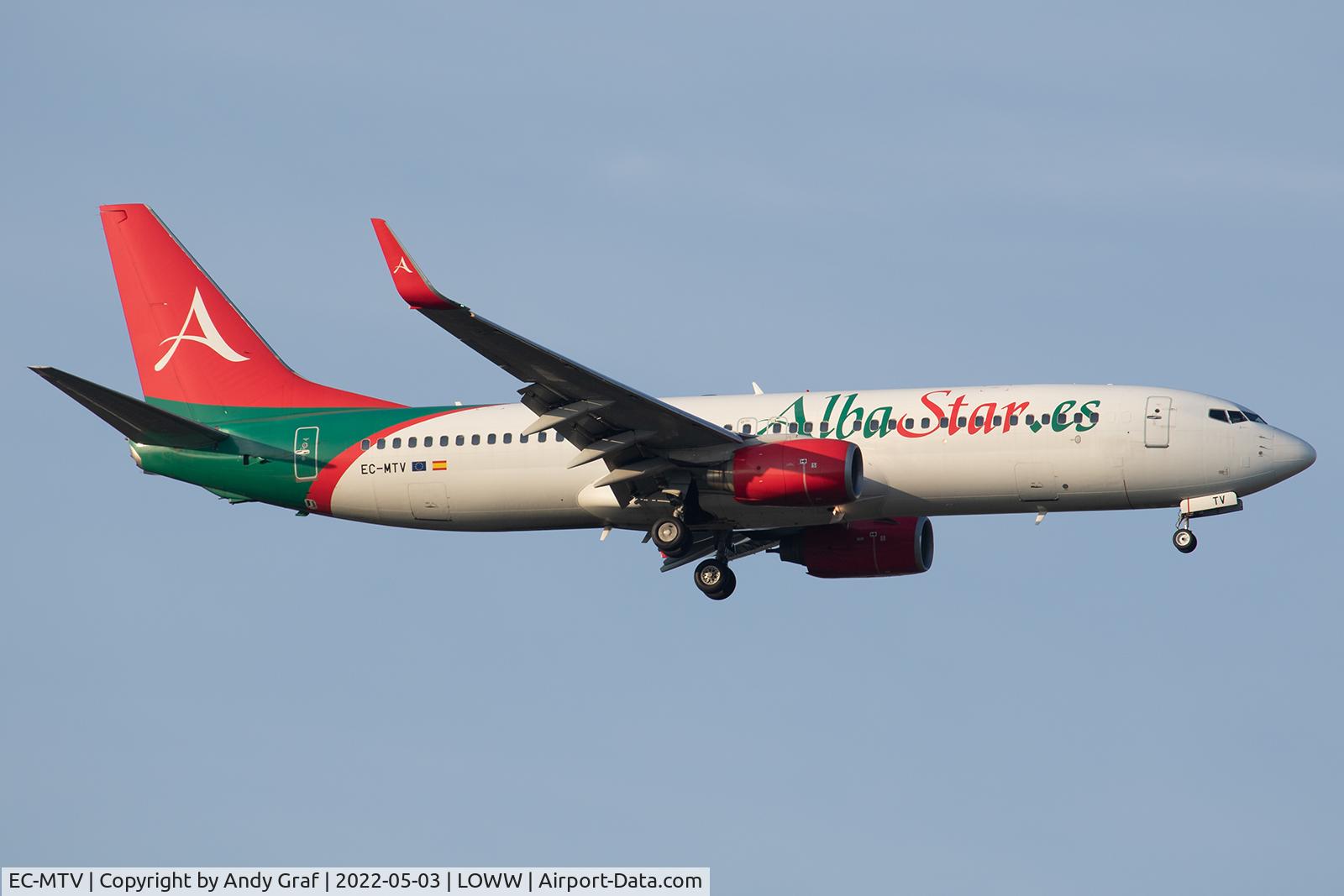 EC-MTV, 2000 Boeing 737-8K5 C/N 27992, Albastar 737-800