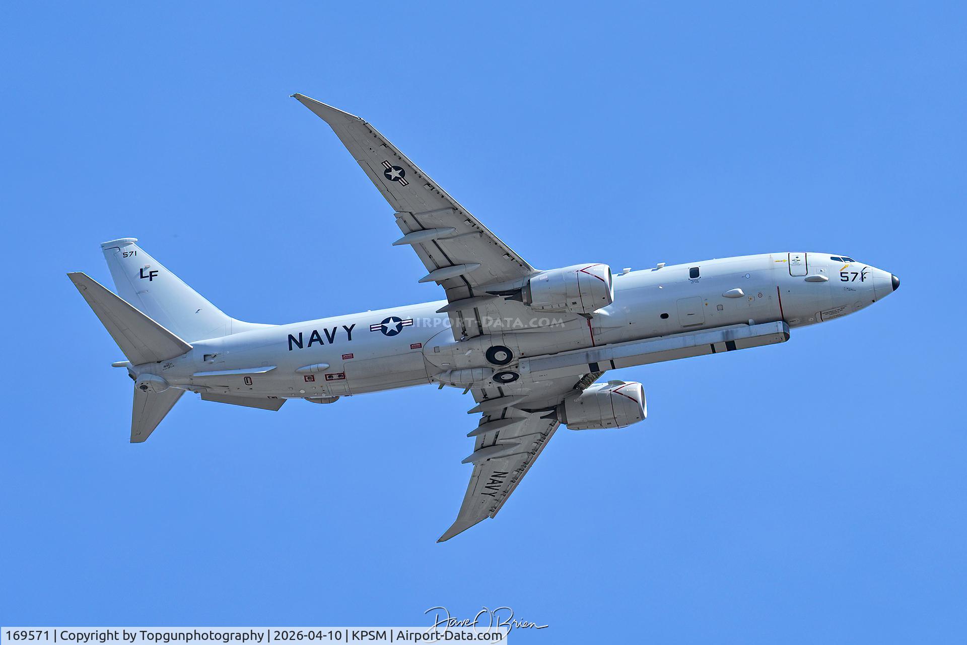 169571, Boeing P-8A Poseidon C/N 66104/8603, LANCER14 departing back to KNIP