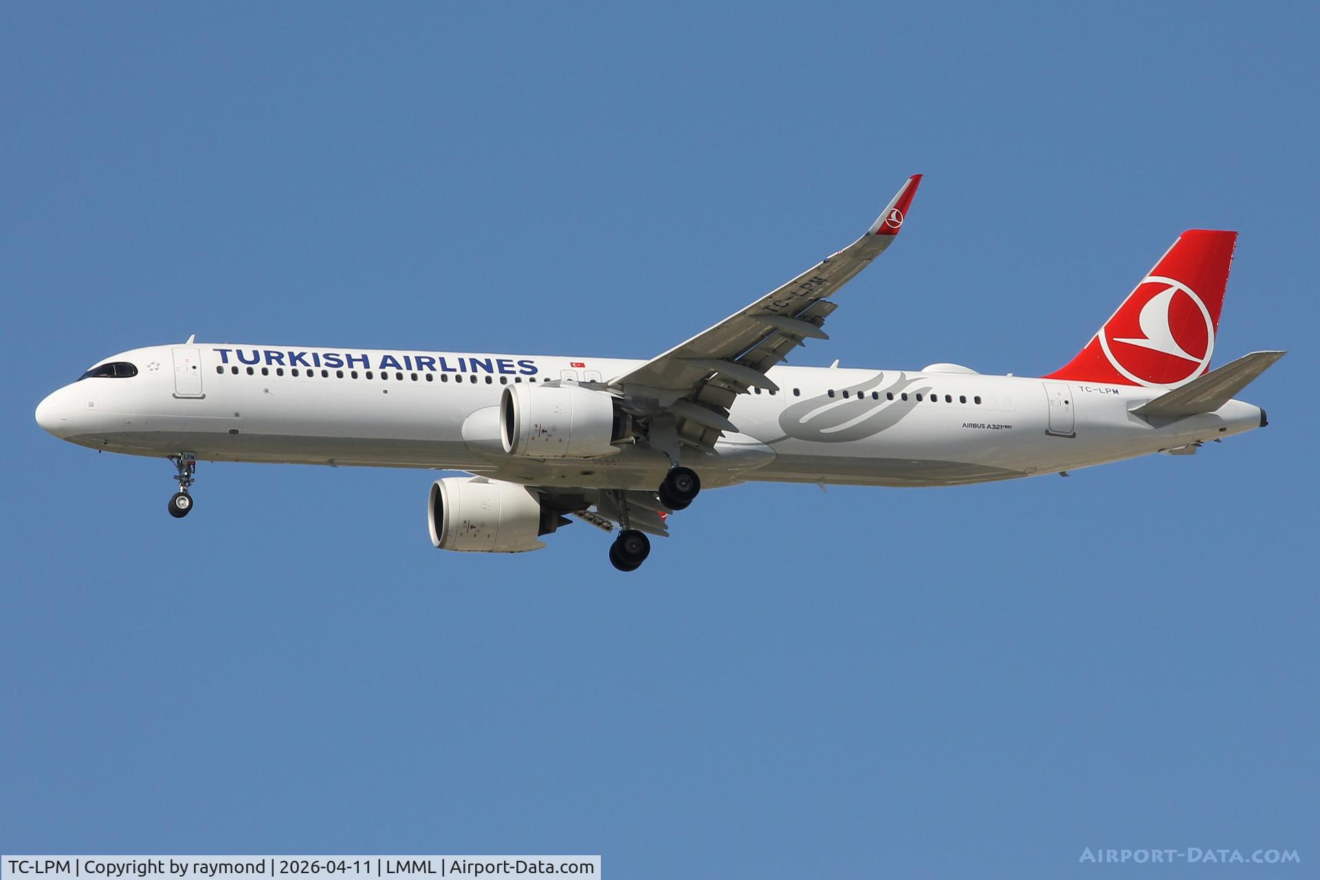 TC-LPM, 2024 Airbus A321-271NX C/N 12065, Airbus A321-271NX reg TC-LPM of Turkish Airlines landing on RW31 in Malta.