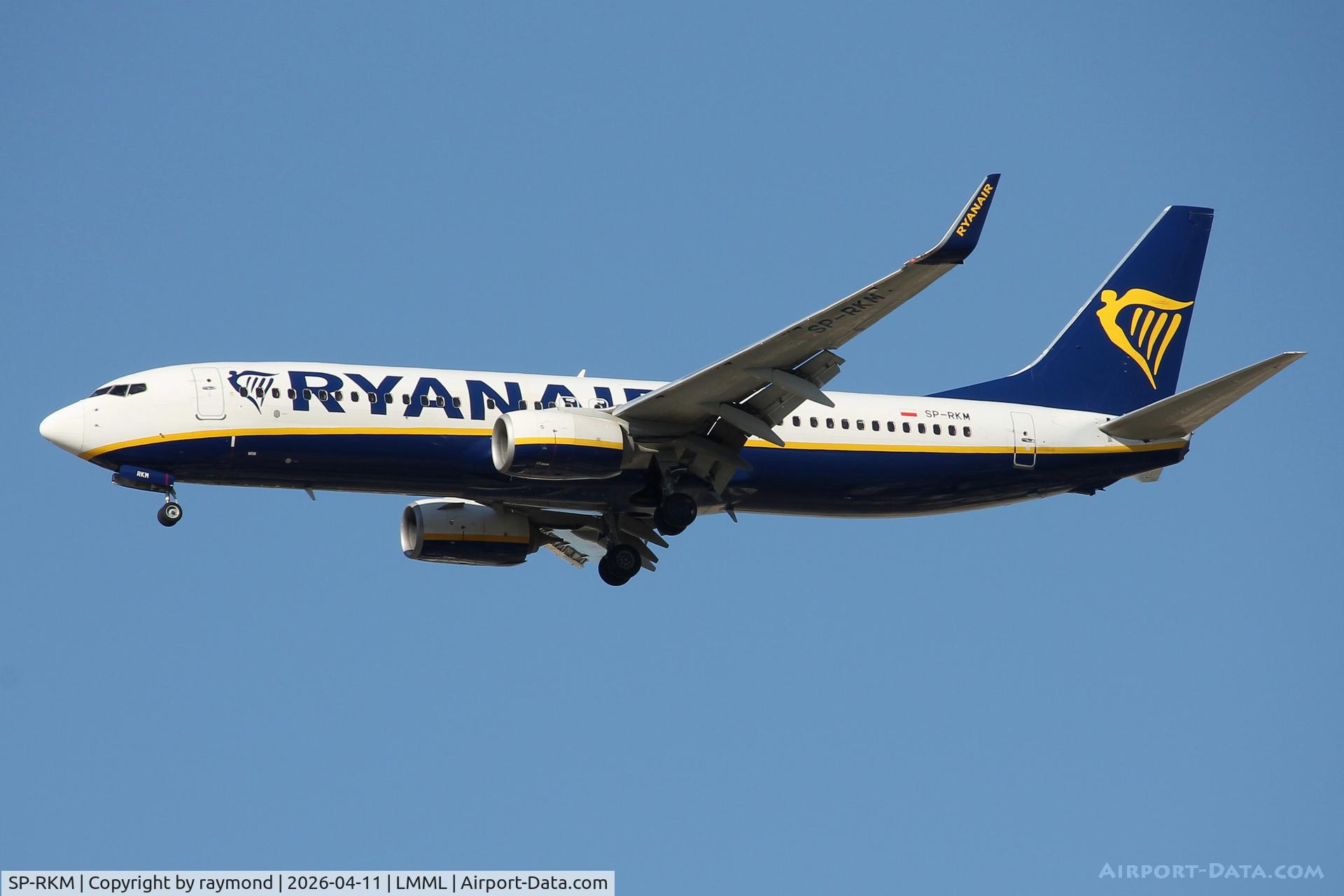 SP-RKM, 2017 Boeing 737-800 C/N 44787, Boeing 737-8AS reg SP-RKM of Ryanair Sun on final approach for RW31 landing in Malta.