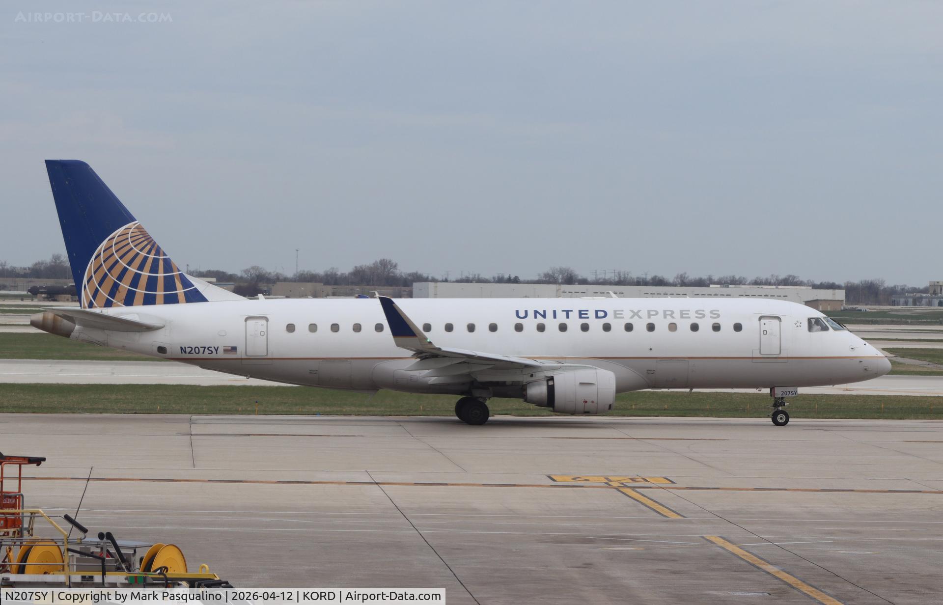 N207SY, 2017 Embraer 175LR (ERJ-170-200LR) C/N 17000643, ERJ-170-200LR