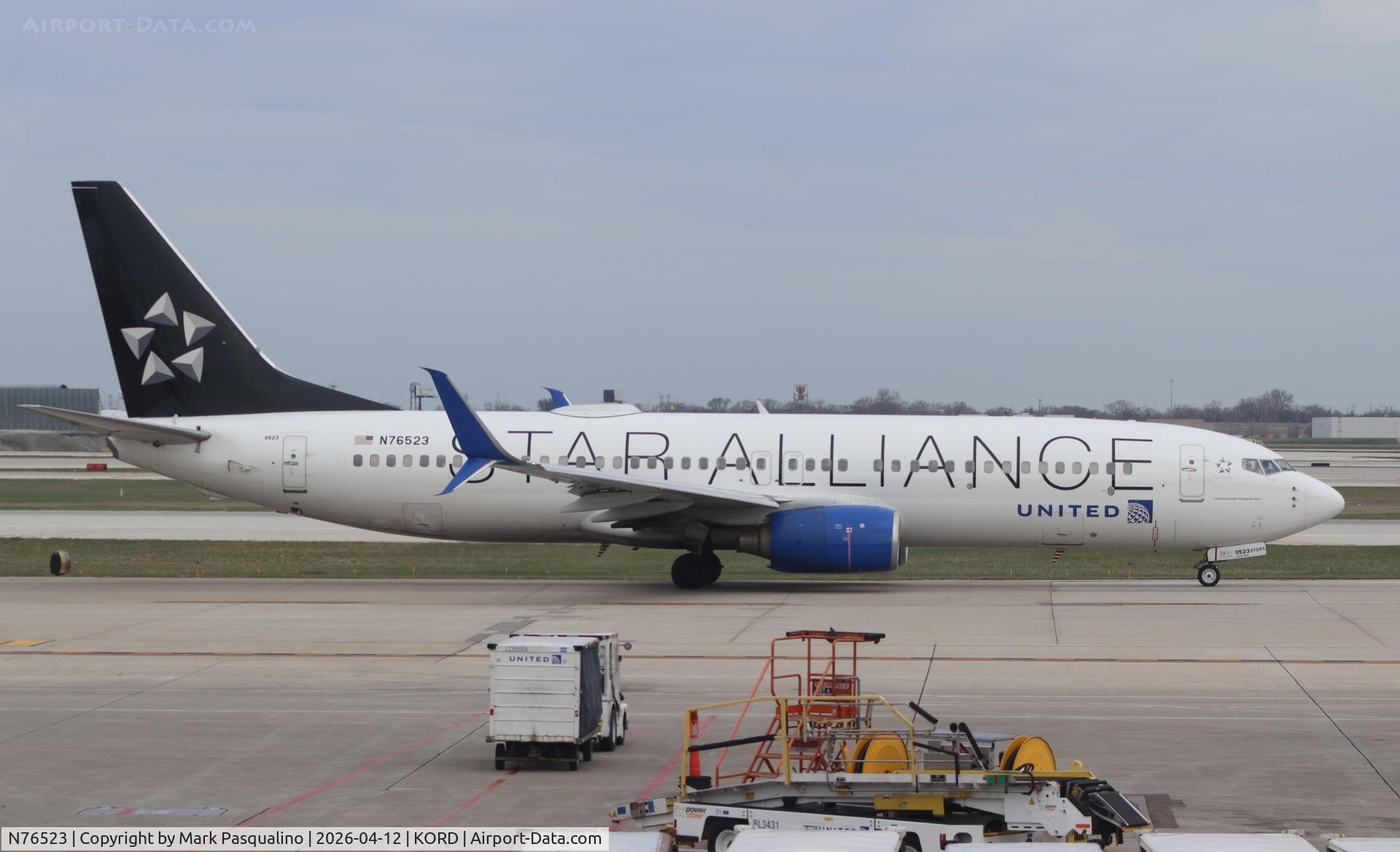 N76523, 2010 Boeing 737-824 C/N 37101, Boeing 737-824