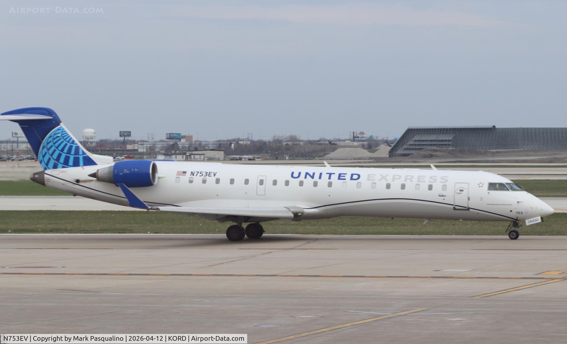 N753EV, 2004 Bombardier CRJ-701 (CL-600-2C10) Regional Jet C/N 10169, CL-600-2C10