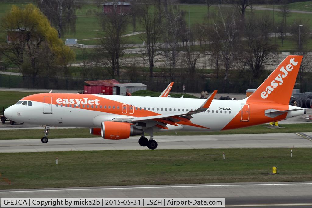 G-EJCA, 2013 Airbus A320-214 C/N 5874, Landing