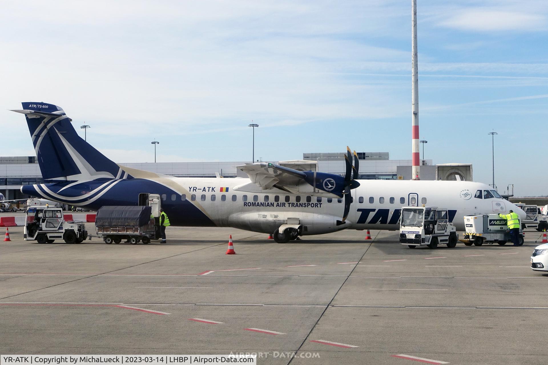 YR-ATK, ATR 72-212A C/N 1621, At Budapest